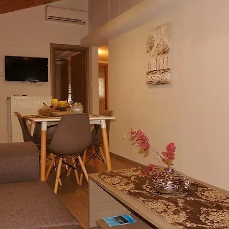 Koala Apartments- Irida, Elea Otel