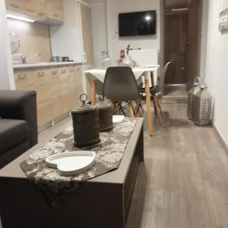 Koala Apartments- Irida, Elea *