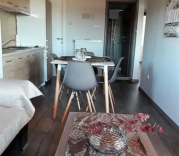 Koala Apartments- Irida, Elea Hotel