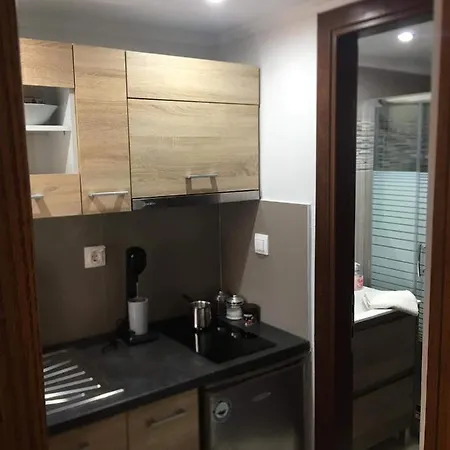 Koala Apartments- Irida, Elea Daire