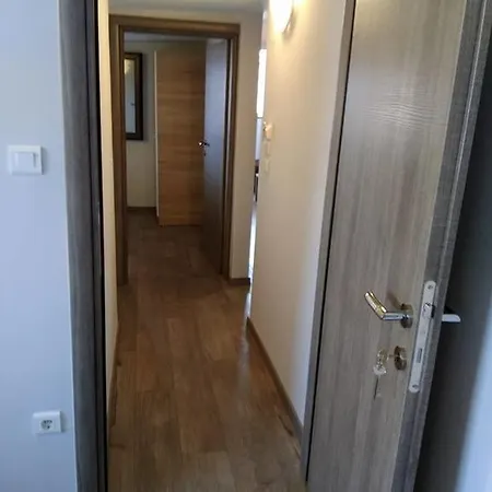 Koala Apartments- Irida, Elea Daire