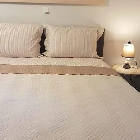 Koala Apartments- Irida, Elea Otel *