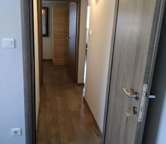 Koala Apartments- Irida, Elea Hotel