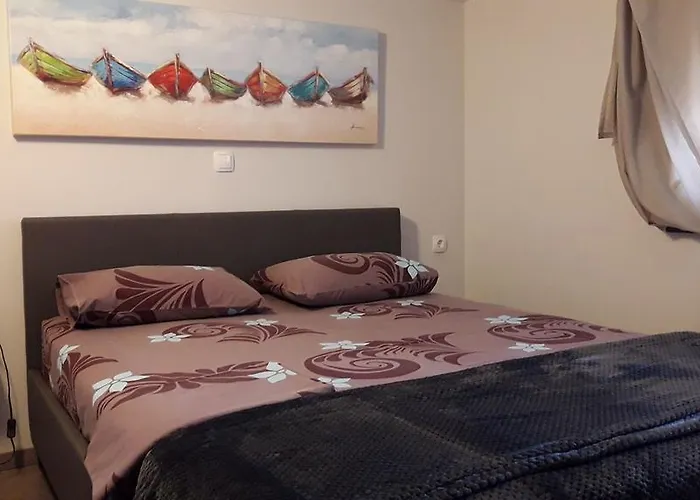 Koala Apartments- Irida, Elea Hotel